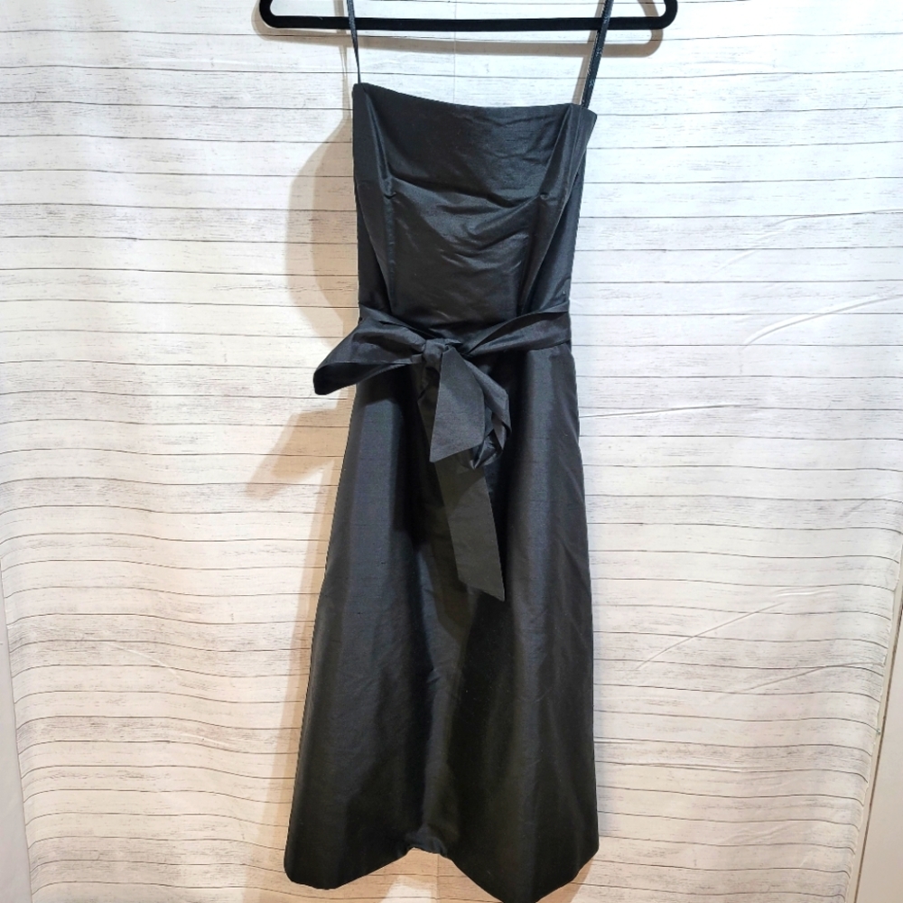 SIRI 100% SILK STRAPLESS BLACK DRESS, W BELT-GORGEOUS! SZ 8, CLASSIC TIMELESS!